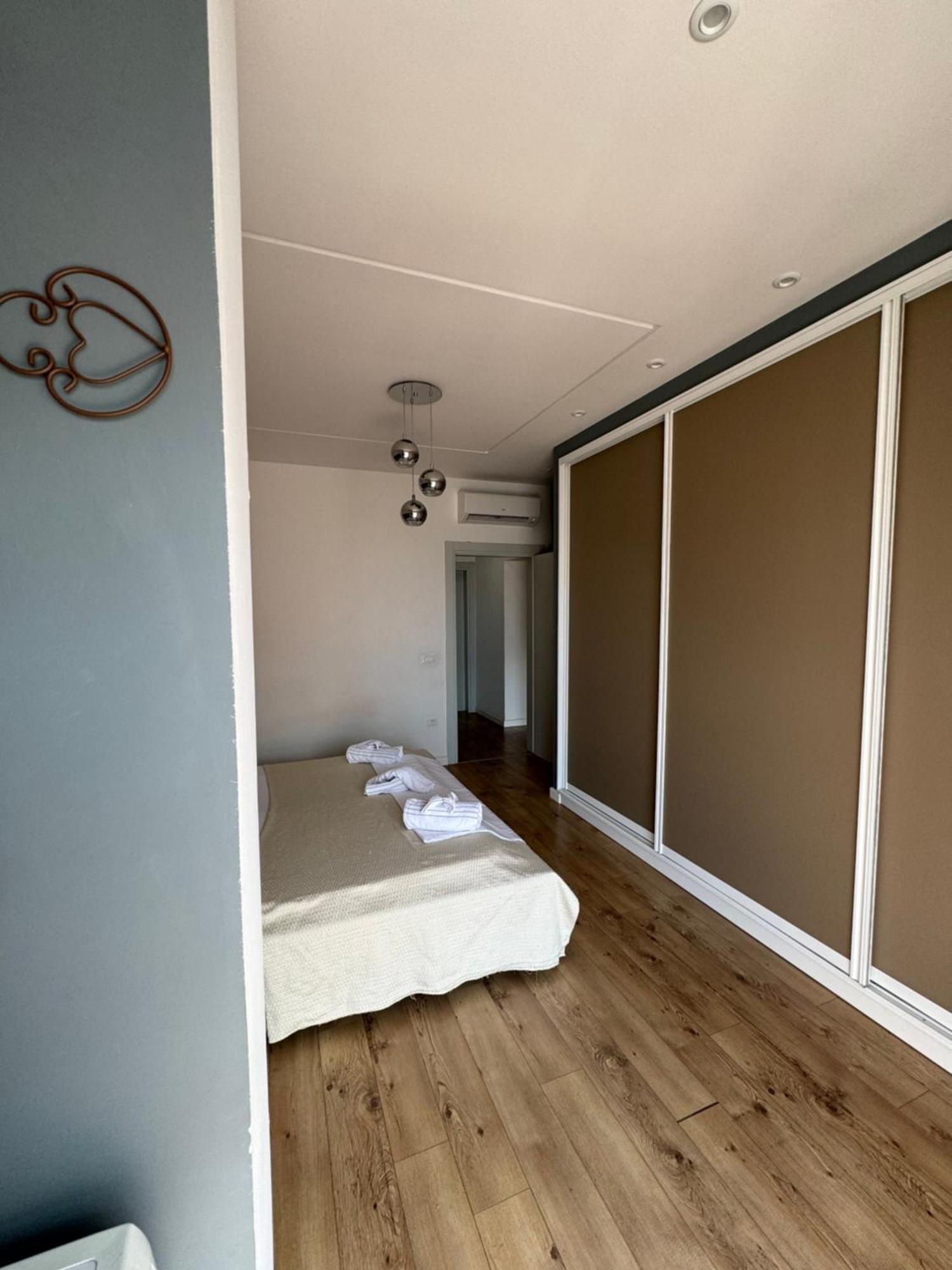 Kreilux Valona Apartman Vlora Kültér fotó